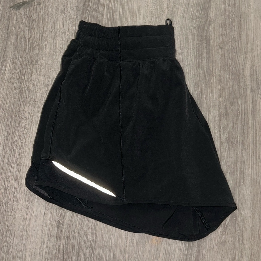 lululemon hotty hot